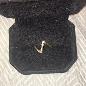 Gold, three diamond ring
